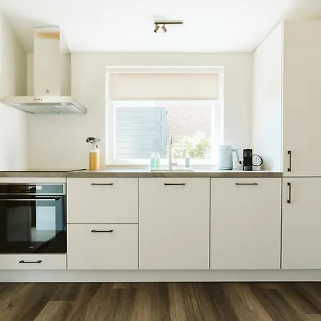 Tatil Evi Dorpsweg 9 - *