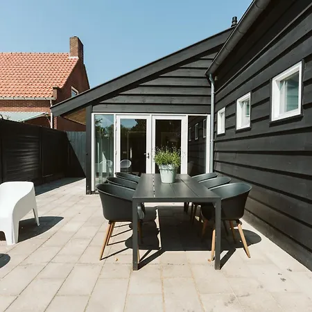 Dorpsweg 9 - Holiday home Ouddorp