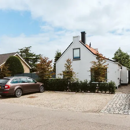 Holiday home Dorpsweg 9 - Ouddorp